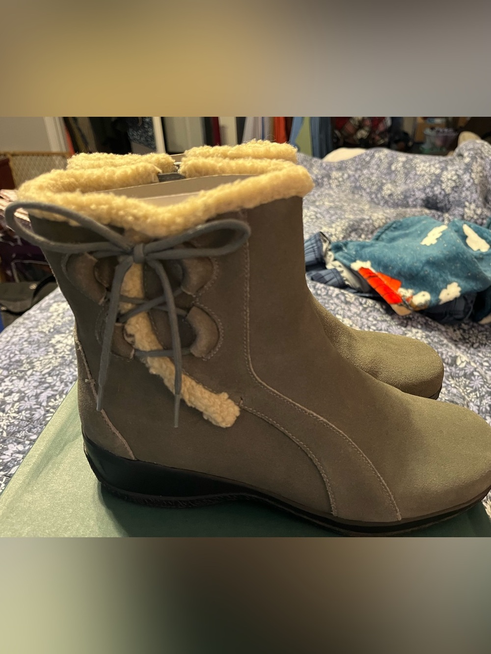 Clarks Gray Suede Shearling-Lined Ankle Boots -NEW